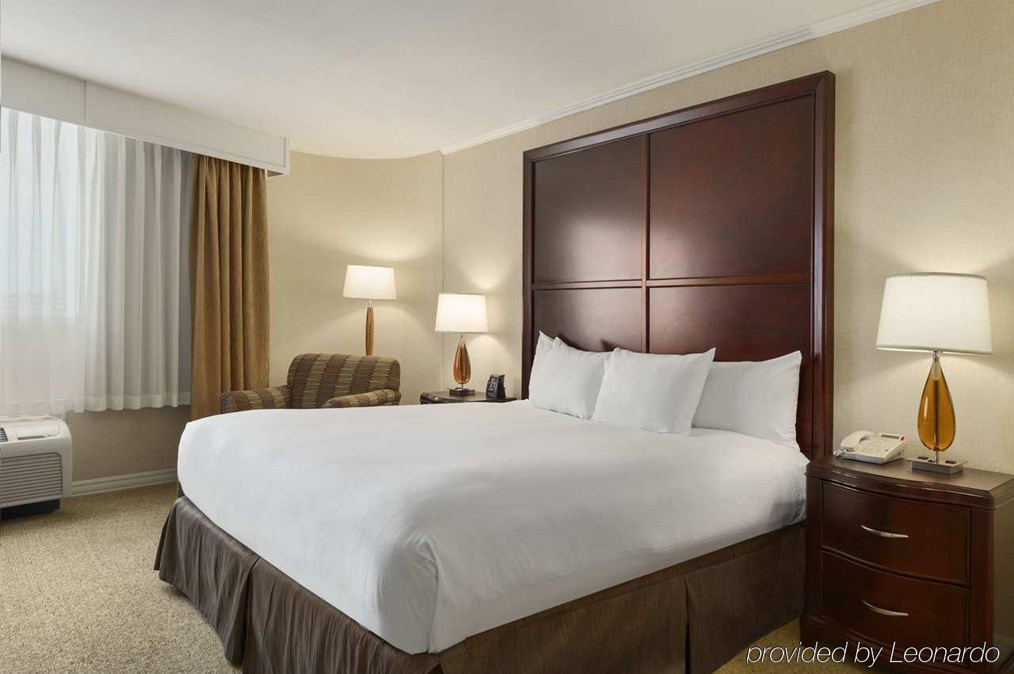 Hotel Hilton Chicago/Oak Lawn Exteriér fotografie